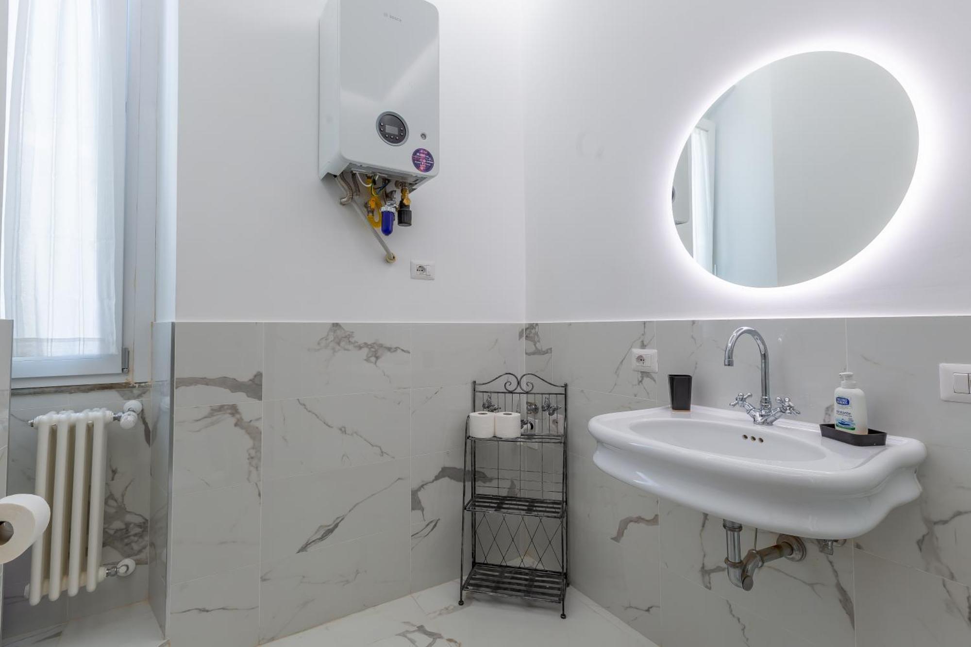 Aqua Claudia And Anio Novus Apartments Рим Экстерьер фото